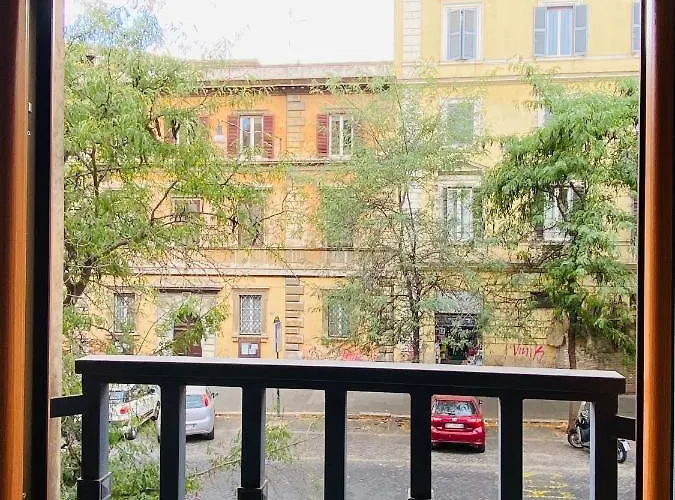 Santa Maria בית הארחה 4*